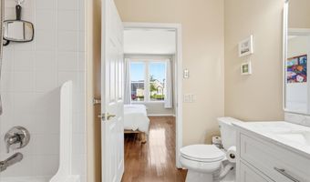 10 Deer Lake Ct, Barnegat, NJ 08005