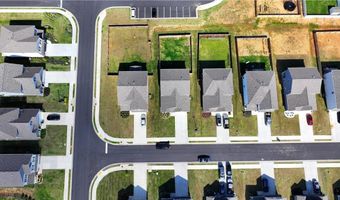 403 Larry Ln, Adairsville, GA 30103