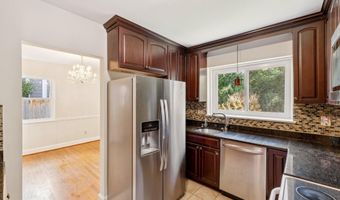 5203 NAHANT St, Bethesda, MD 20816