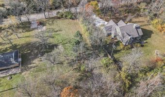 2374 Newport Rd, Ann Arbor, MI 48103