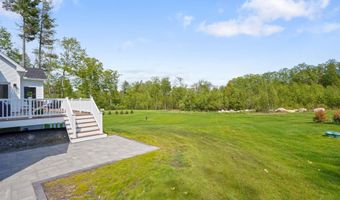 32 Colby Farm Rd, Chester, NH 03036