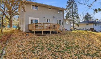 1823 Gramsie Rd, Arden Hills, MN 55112
