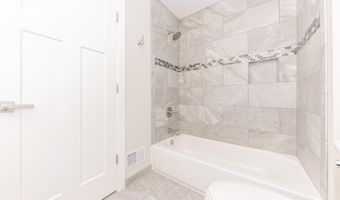 2971 Daleview Dr, Ann Arbor, MI 48105