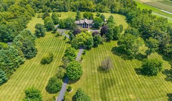 622 Golf Course Rd, Altoona, PA 16601
