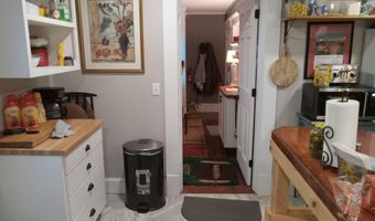 29 Whitney St, Auburn, ME 04210