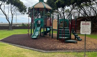1060 Kamehameha Hwy 1706A, Pearl City, HI 96782