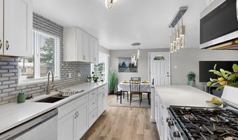 10521 SAN JACINTO Ave NE, Albuquerque, NM 87112