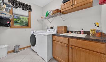 11923 Devonshire St, Algonquin, IL 60102