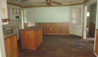 613 NE 2nd St, Atkins, AR 72823