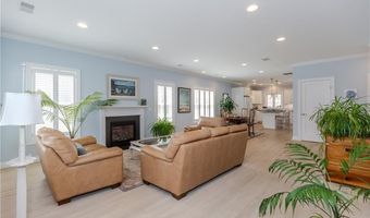 200 Wickford Ct, North Kingstown, RI 02852