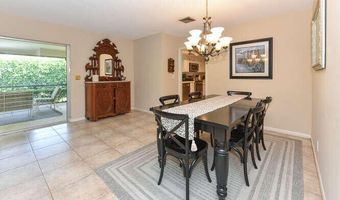 493 Forestview Dr, Atlantis, FL 33462