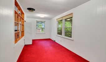 28 Arlington Rd, Coventry, CT 06238