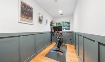 16206 Morrison St, Encino, CA 91436