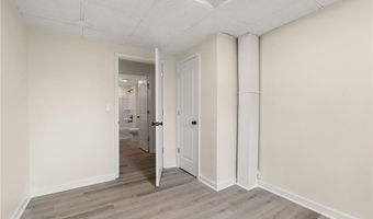 180 Broadway St, Austin, IN 47102