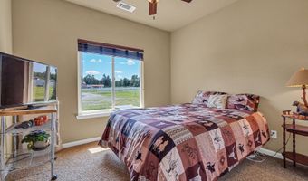 16170 Willow Springs Rd, Anderson, CA 96007