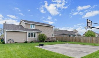 1629 Ashwood Dr, Altoona, IA 50009