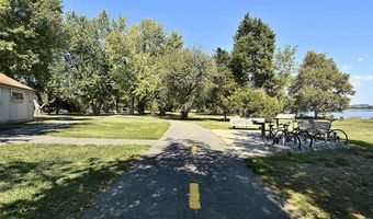 7926 BOLLING Dr, Alexandria, VA 22308