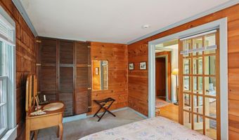 2473 Mt Hope Rd, Dodgeville, WI 53533