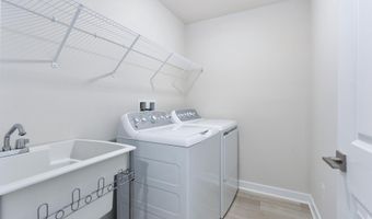 44581 STRABANE Ter, Ashburn, VA 20147