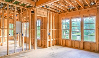 152 Waterfront Way, Alexander City, AL 35010