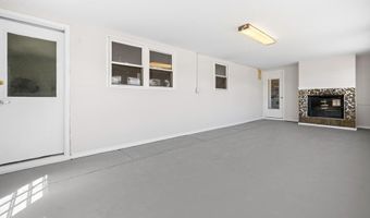 258 BAY SHORE Dr, Barnegat, NJ 08005