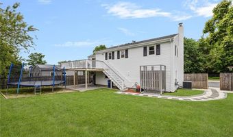 118 Pettee Ave, North Kingstown, RI 02852
