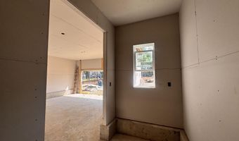 408 Redwater Trl 601, Aberdeen, NC 28315