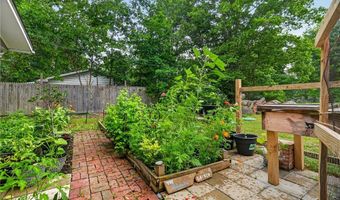 554 E River View Dr, Austinburg, OH 44010