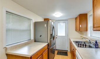 1314 Bank St, Atwater, OH 44201