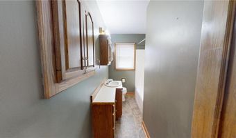 813 Pillsbury Ave, Albert Lea, MN 56007