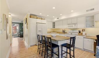 216 Goddard Row, Newport, RI 02840