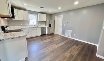 358 Oak St, Austin, IN 47102