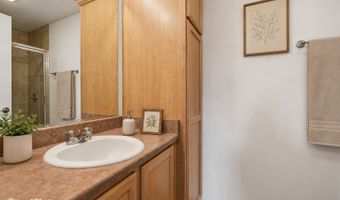 2229 3rd Ave SW, Altoona, IA 50009