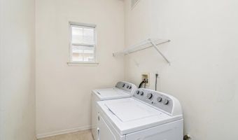 54 Bunker Hill Dr, Allentown, NJ 08501