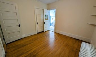 134 Kenduskeag Ave, Bangor, ME 04401