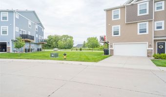 2714 NW Lois Ln, Ankeny, IA 50023