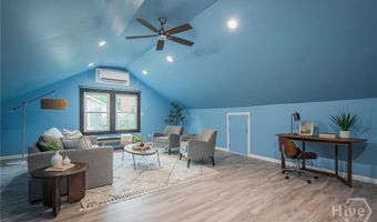 14 E 54th St, Savannah, GA 31405
