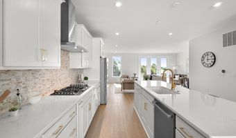 44508 LOWESTOFT Sq, Ashburn, VA 20147