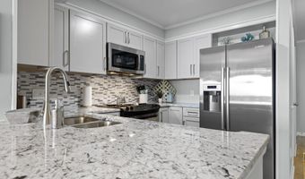 2111 W Fort Macon Rd 204, Atlantic Beach, NC 28512