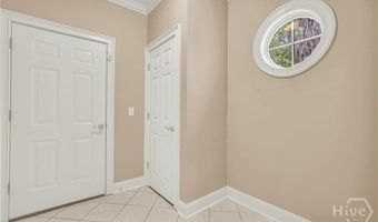 5 Pinebrook Ct, Savannah, GA 31405
