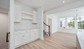 7404 ROCKY CREEK Ter, Annandale, VA 22003