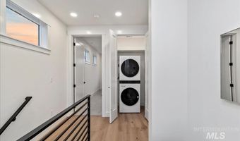 3255 W Moore St, Boise, ID 83702