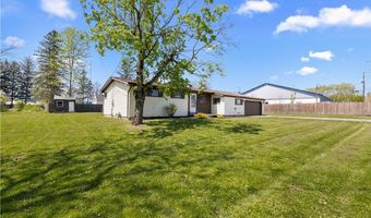 1152 Clearvue Dr, Alden, NY 14004