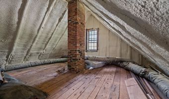 7 Goodrich Falls Rd, Bartlett, NH 03838