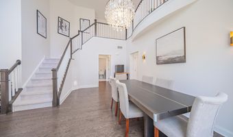 3081 N Spurway Dr, Ann Arbor, MI 48105