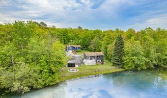 5 Emerald Dr, Alloway, NJ 07422