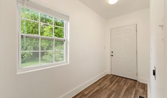 280 W Newcomen St, Alcoa, TN 37701