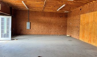 1020 Clark Ave, Albany, GA 31705