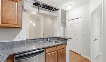 4551 STRUTFIELD Ln 4403, Alexandria, VA 22311