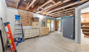 3885 Ross Ave, Ammon, ID 83406